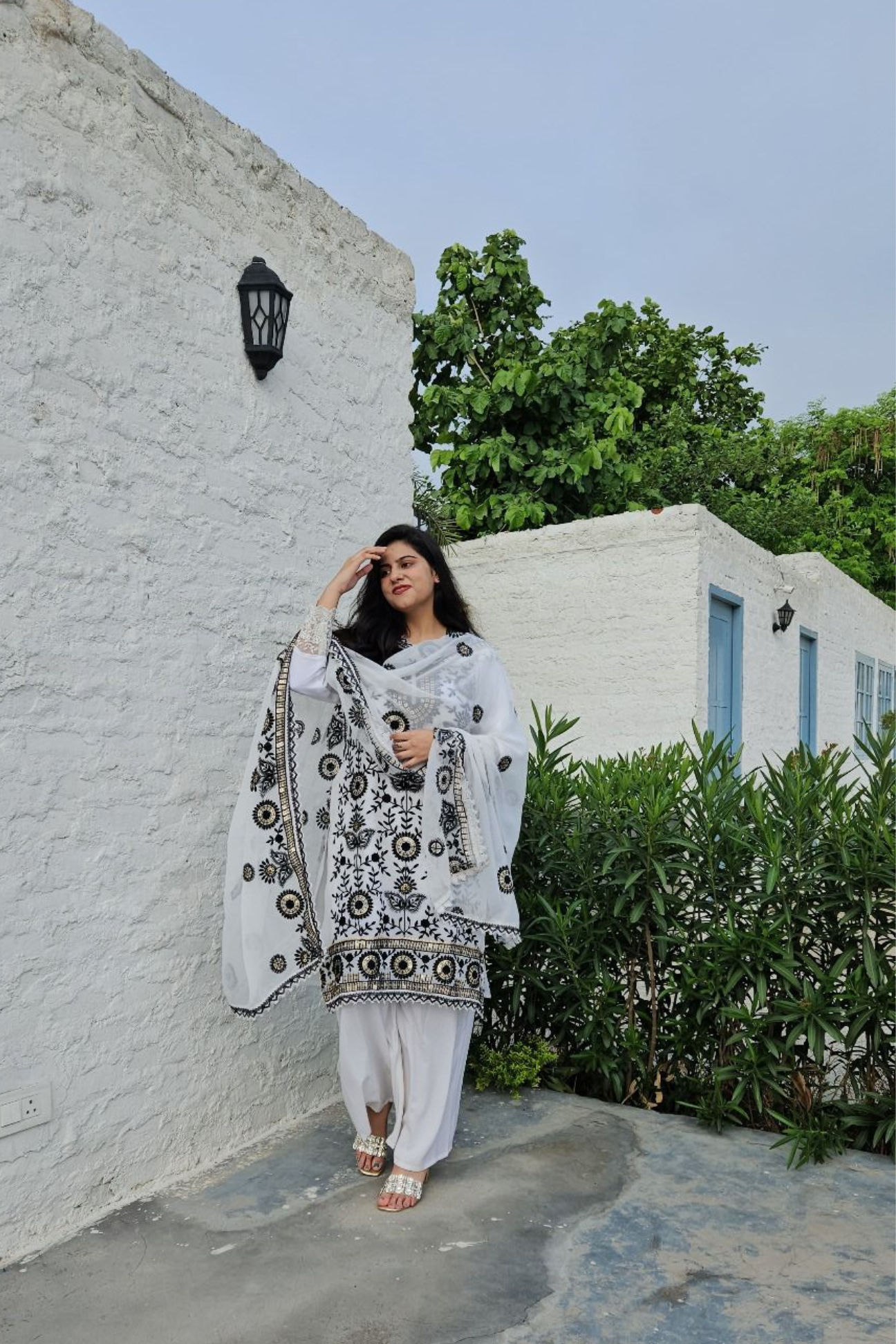 Lahore Luxury Kurta Set