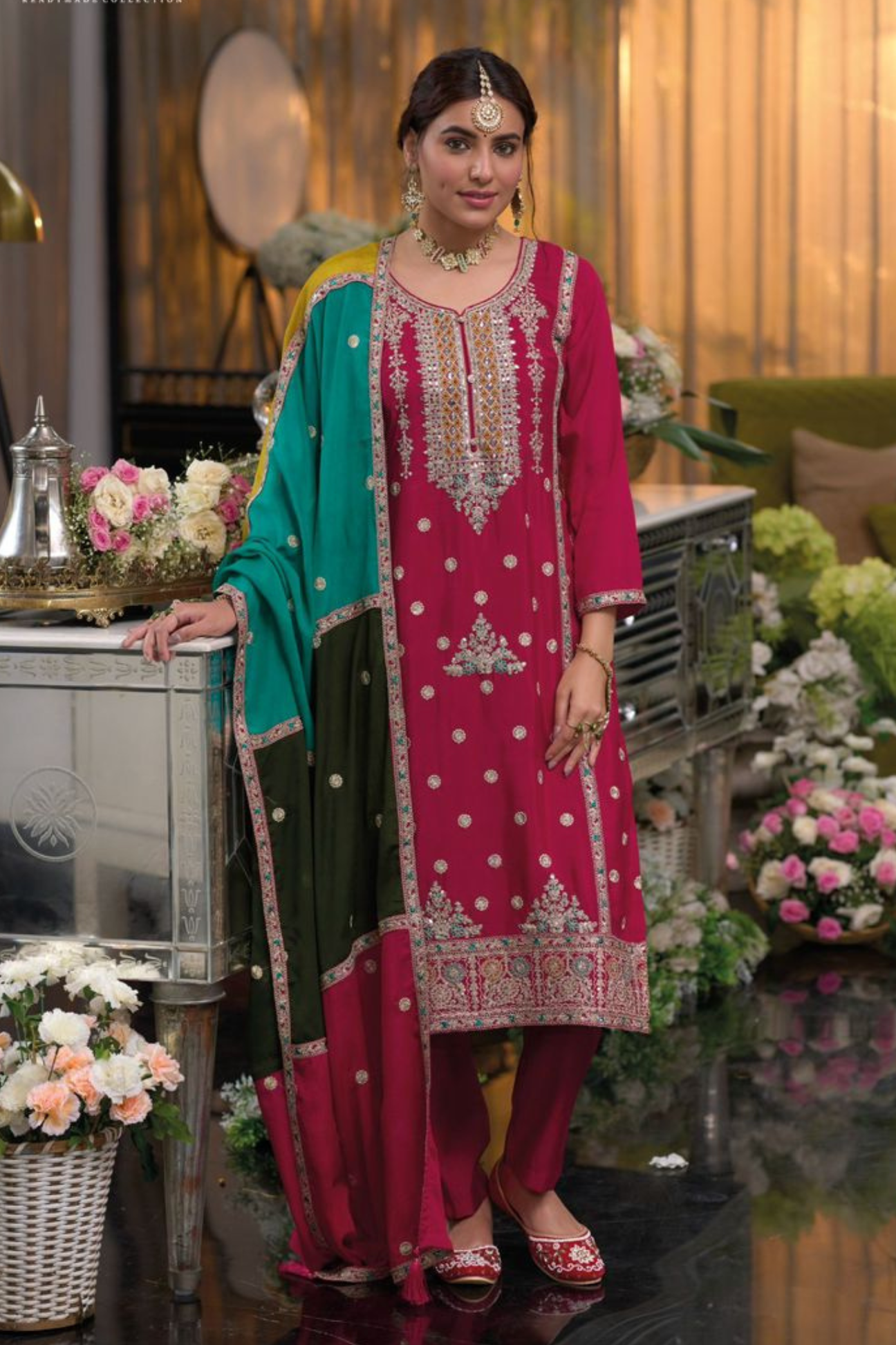 TWISHA Kurta Set